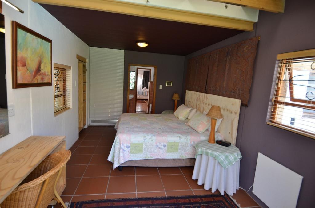 Bed & Breakfast In Hatfield Bed and Breakfast Pretoria-Noord Buitenkant foto